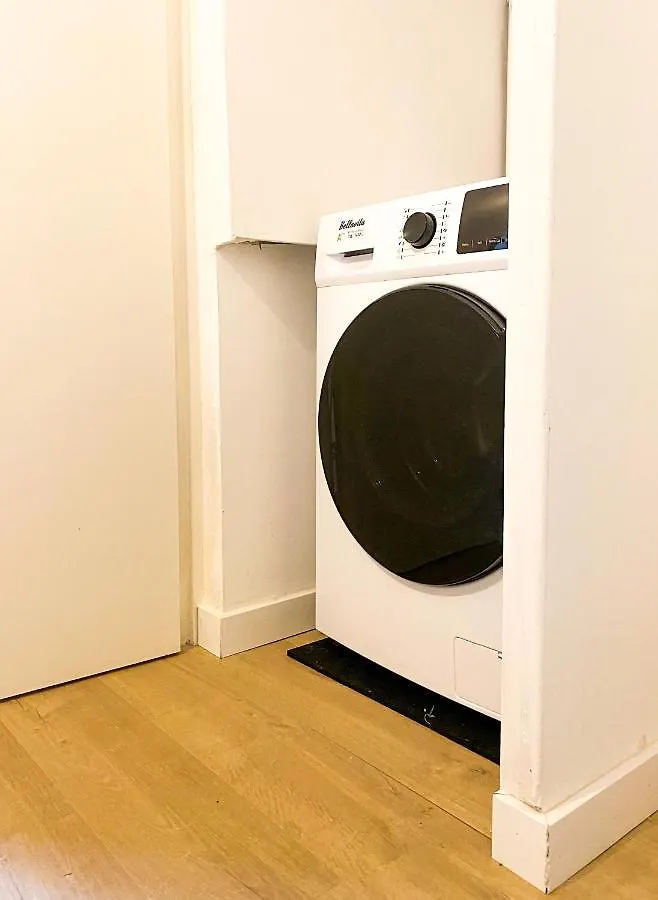 Apt Bord De Mer, Hypercentre Dinard, Parking Prive 0*, Dinard France